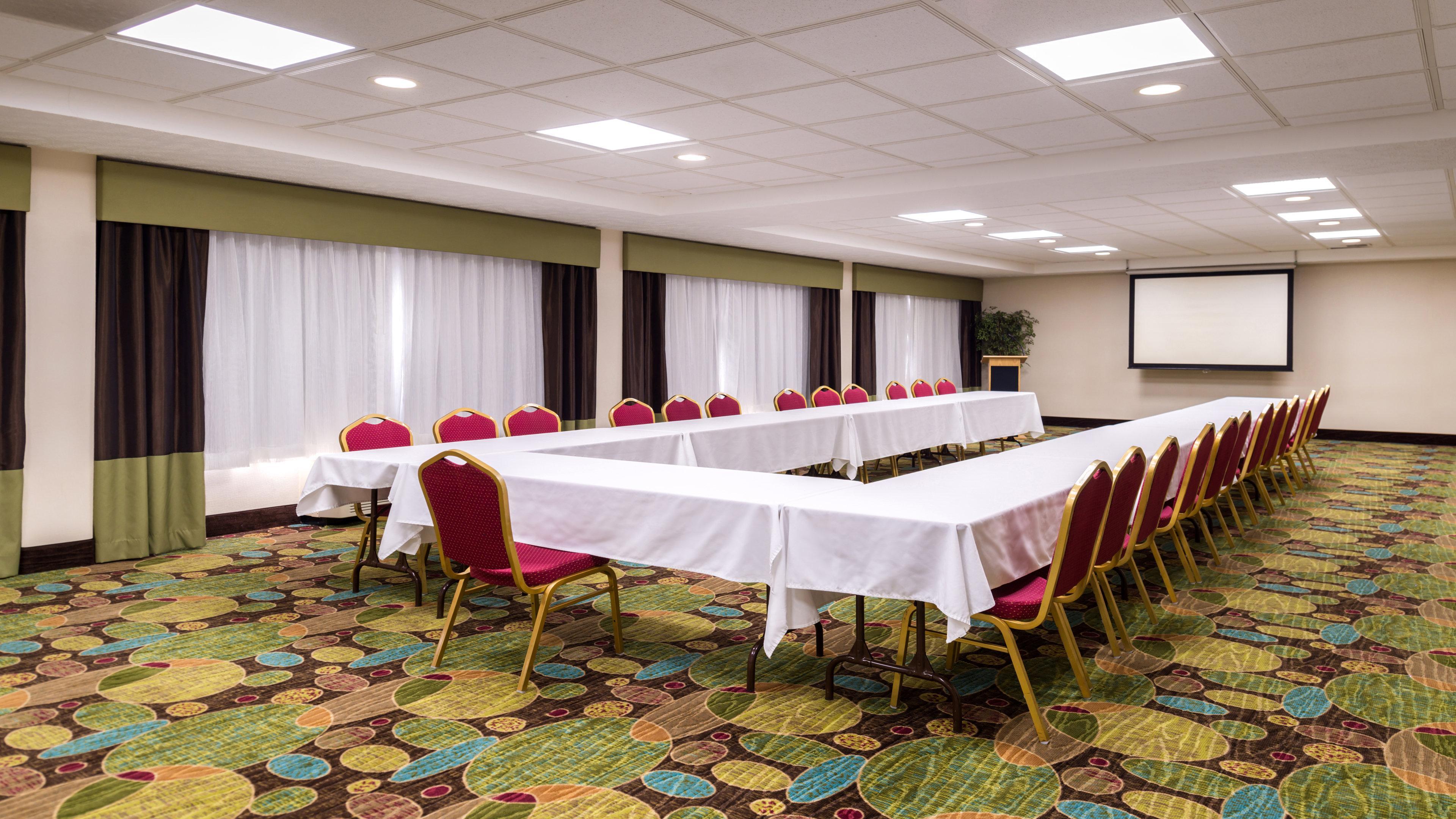 Holiday Inn Hotel & Suites Warren By Ihg Eksteriør billede