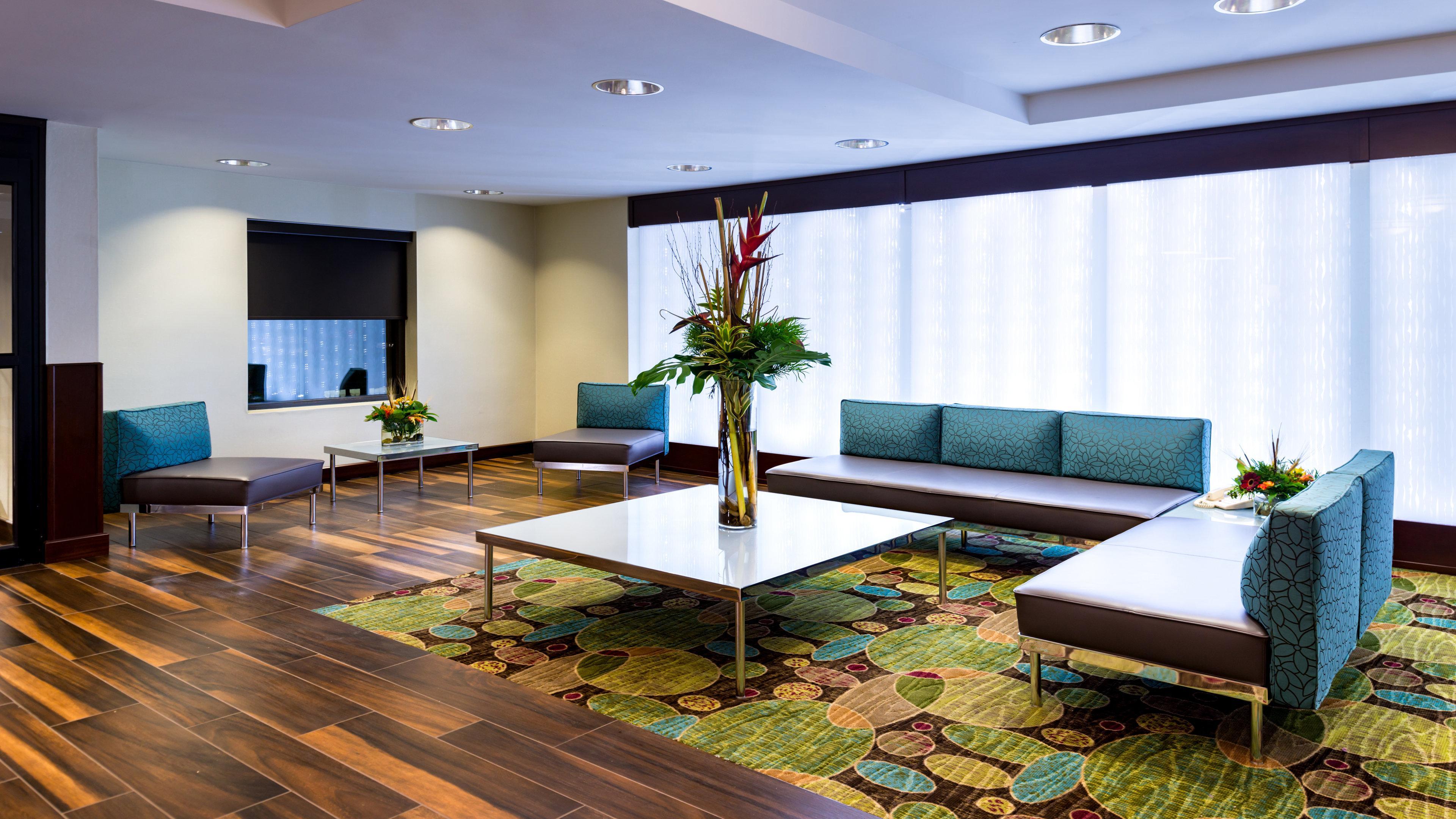 Holiday Inn Hotel & Suites Warren By Ihg Eksteriør billede