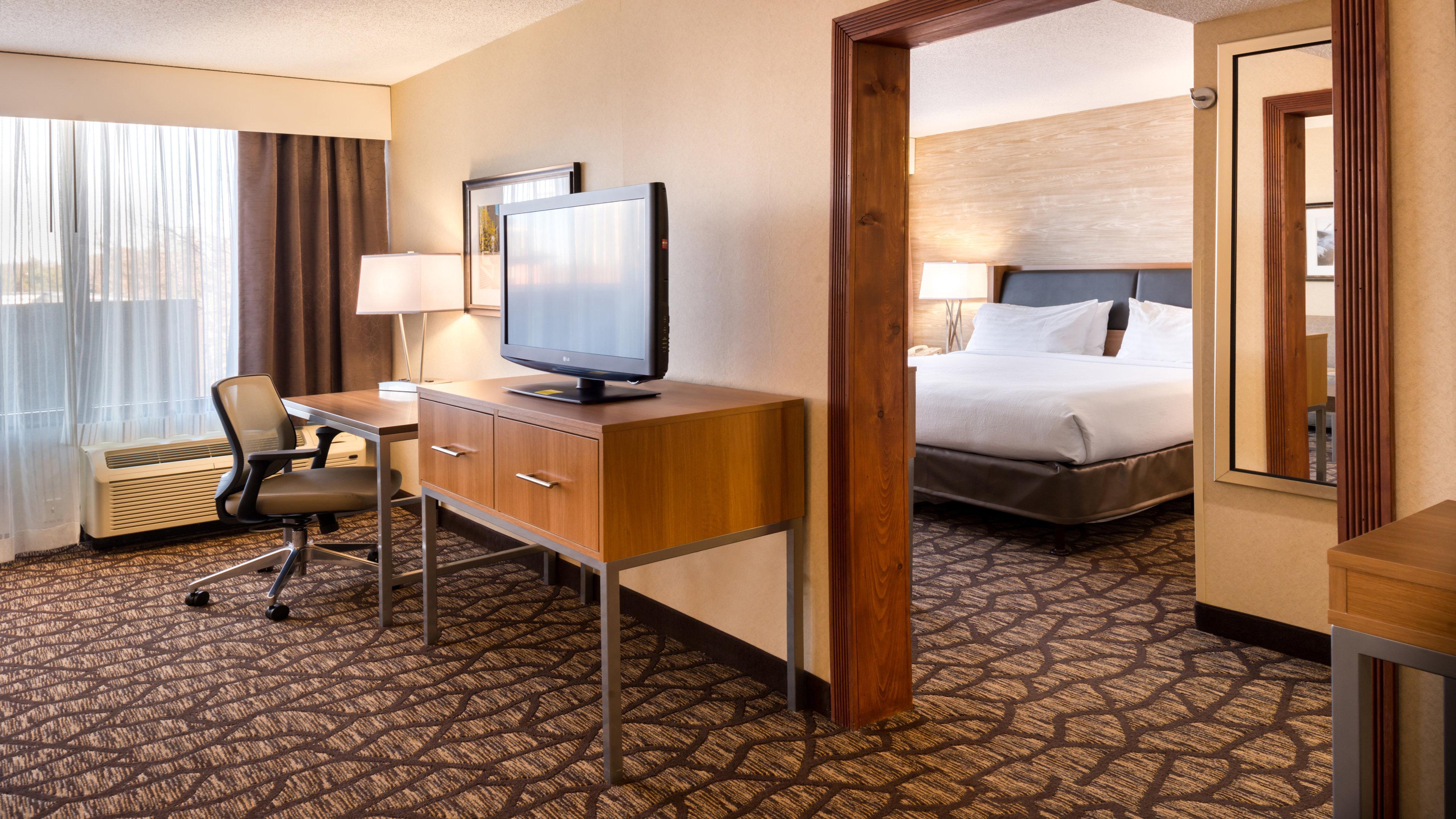 Holiday Inn Hotel & Suites Warren By Ihg Eksteriør billede