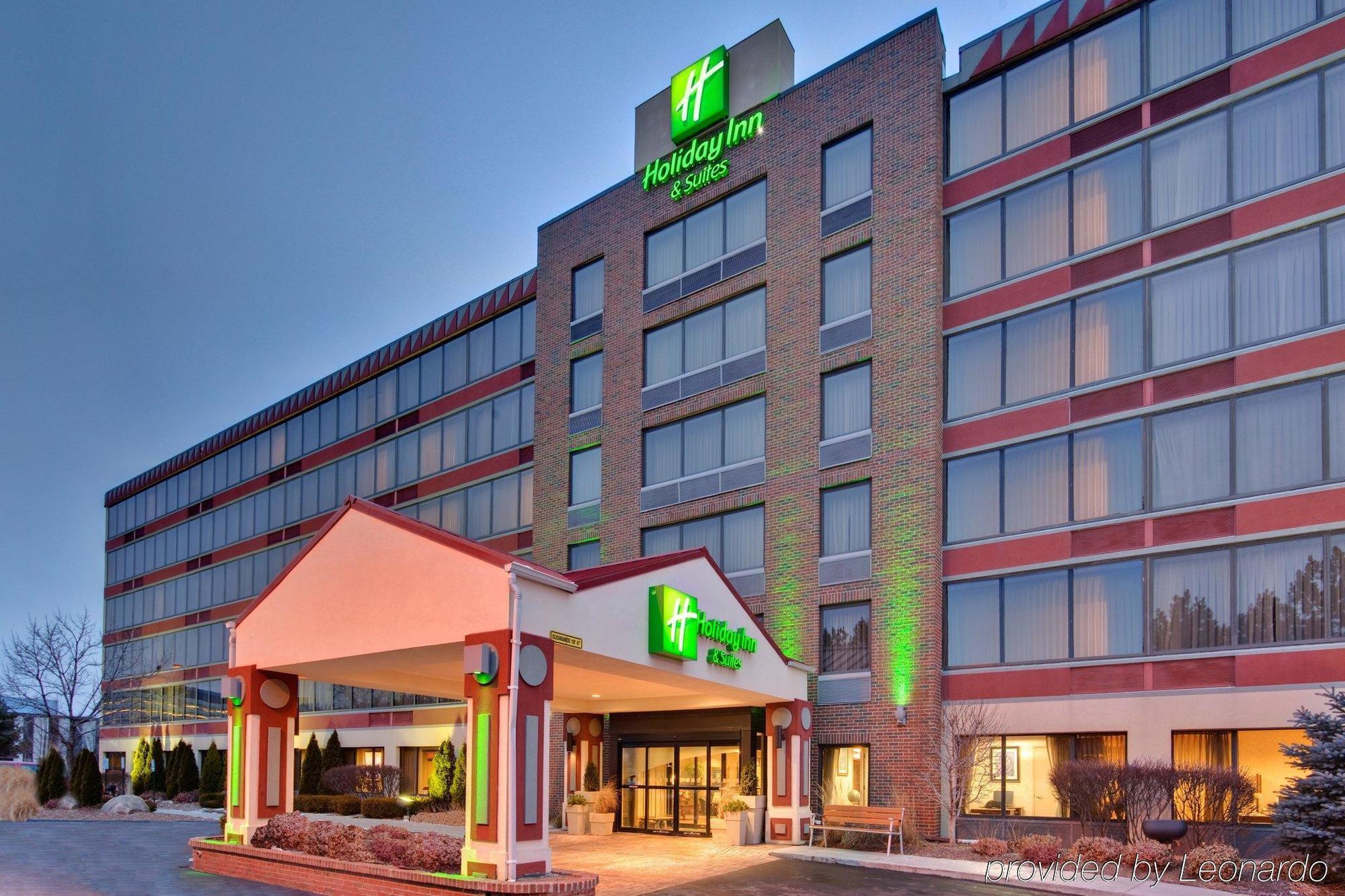 Holiday Inn Hotel & Suites Warren By Ihg Eksteriør billede